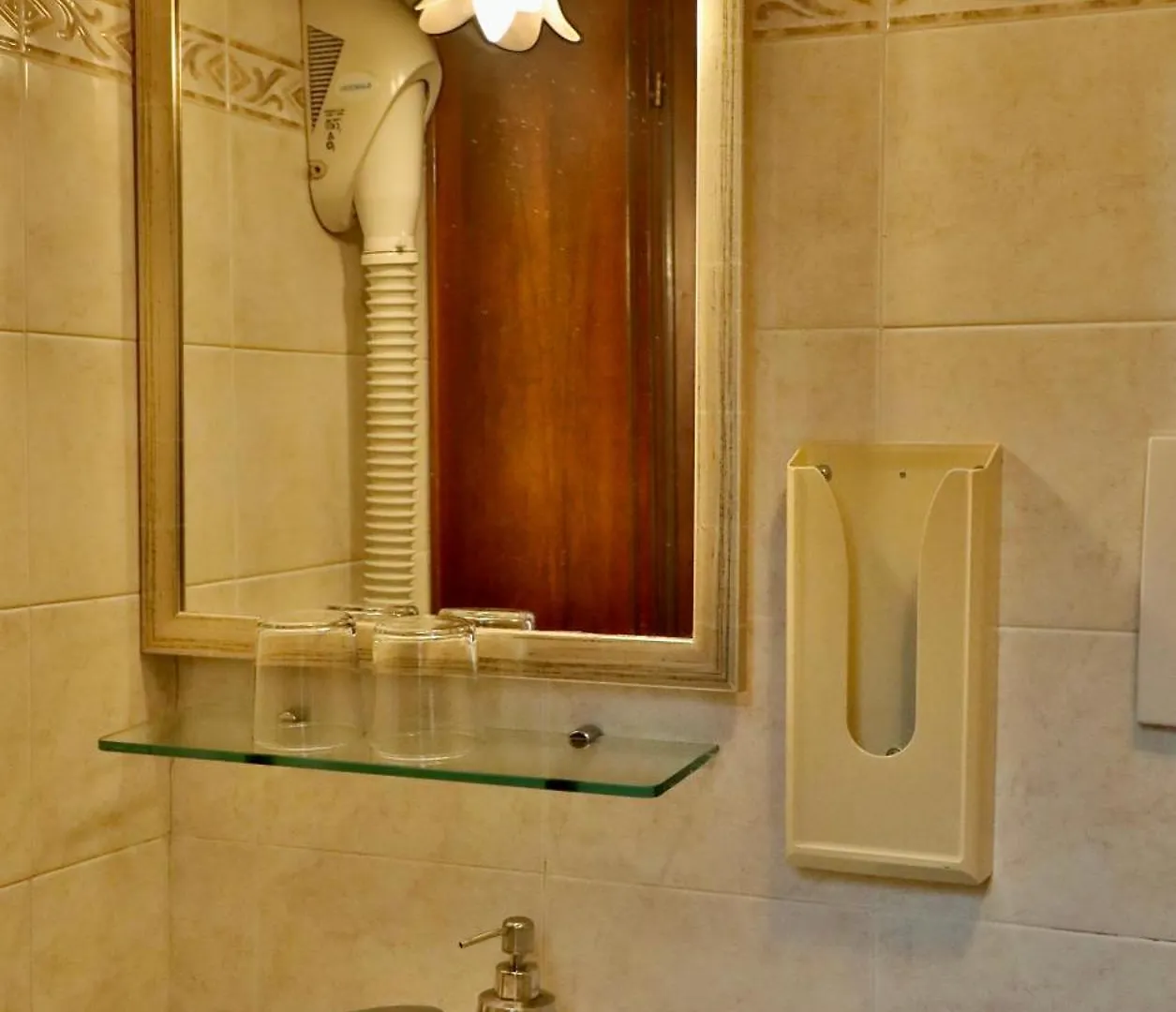 Hotel Noemi Venetië 3*,